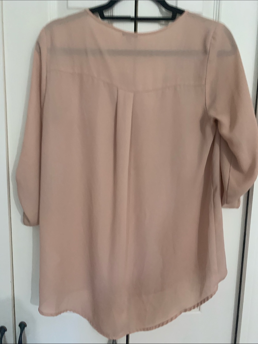 Charlotte Russe Blush Stud-Trim V-Neck Blouse - Picture 6 of 8
